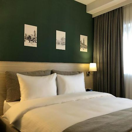 In City Hotel Ереван Екстериор снимка