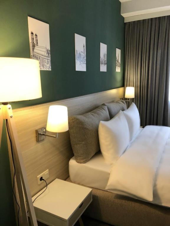 In City Hotel Ереван Екстериор снимка